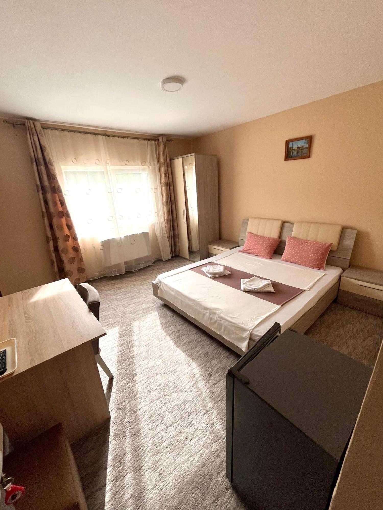 Casa Roua Hotel ไบเลเฟลิกซ์ ภายนอก รูปภาพ